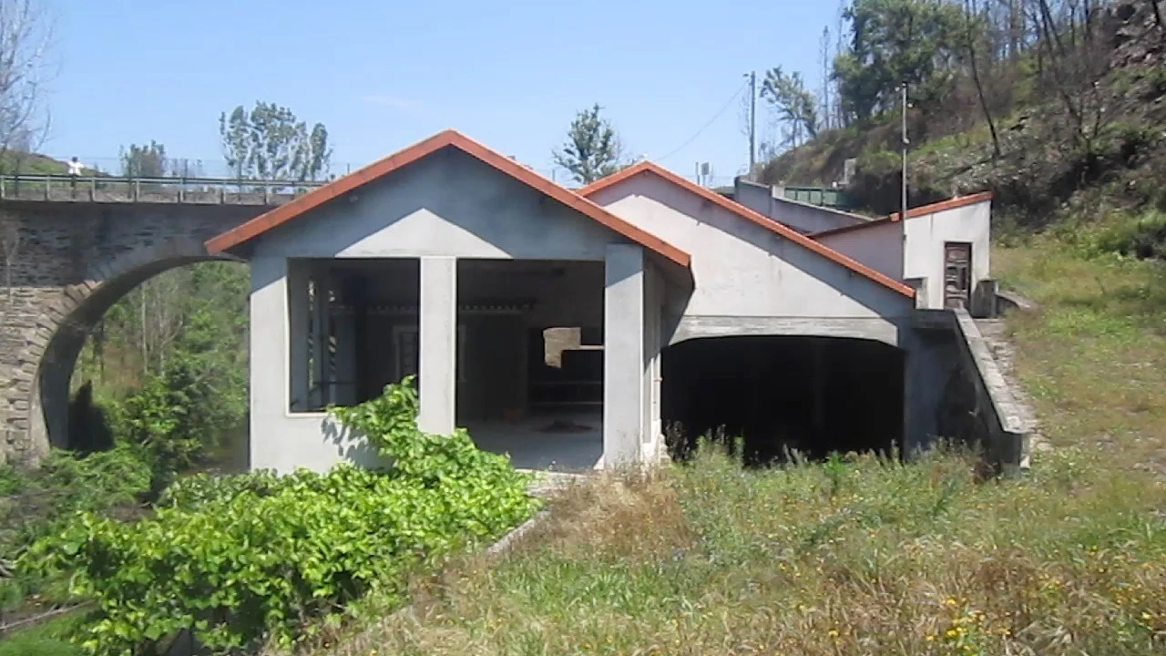 Moradia T2 para Venda em Raiva, Pedorido e Paraíso Foto 1