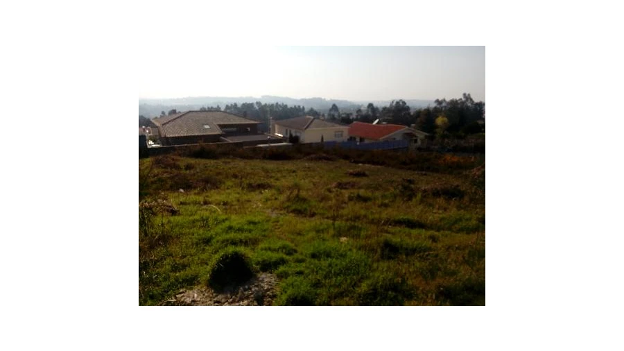 Terreno para Venda em Escapães Foto 8
