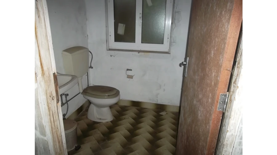 Moradia T0 para Venda em Chave Foto 6