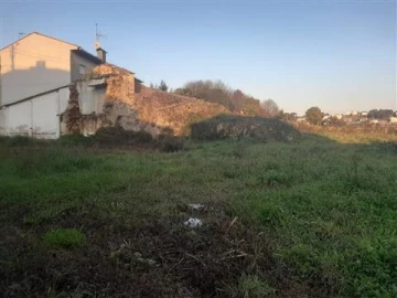 Terreno para Venda em Vila de Cucujães