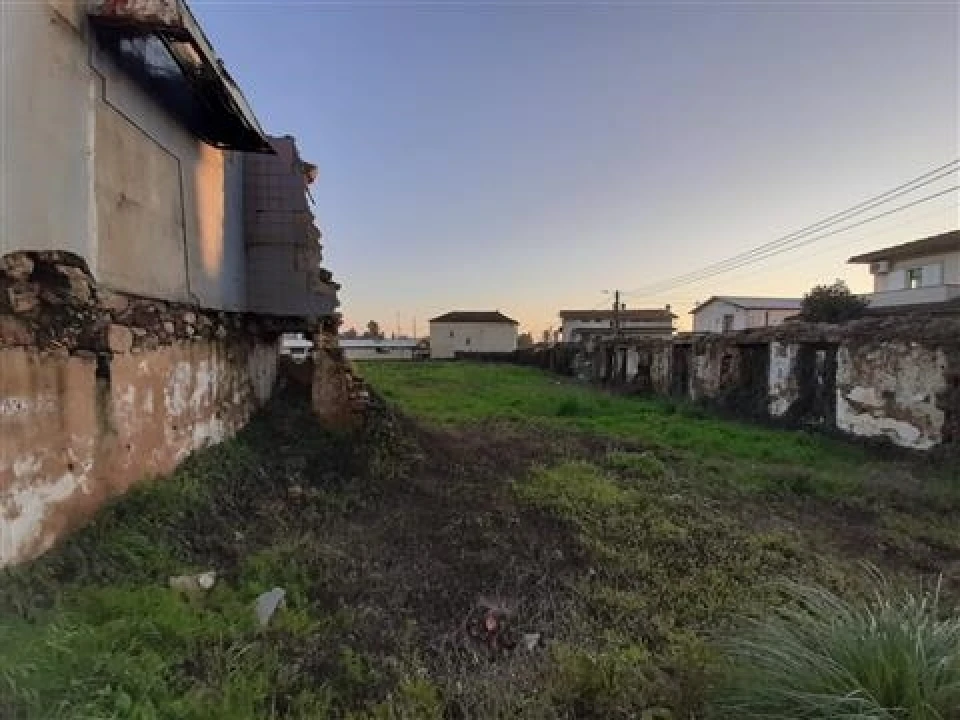 Terreno para Venda em Vila de Cucujães Foto 1