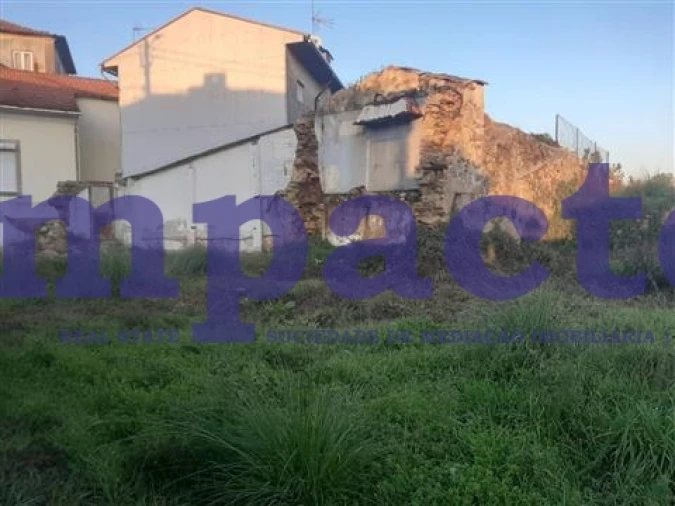 Terreno para Venda em Vila de Cucujães Foto 15