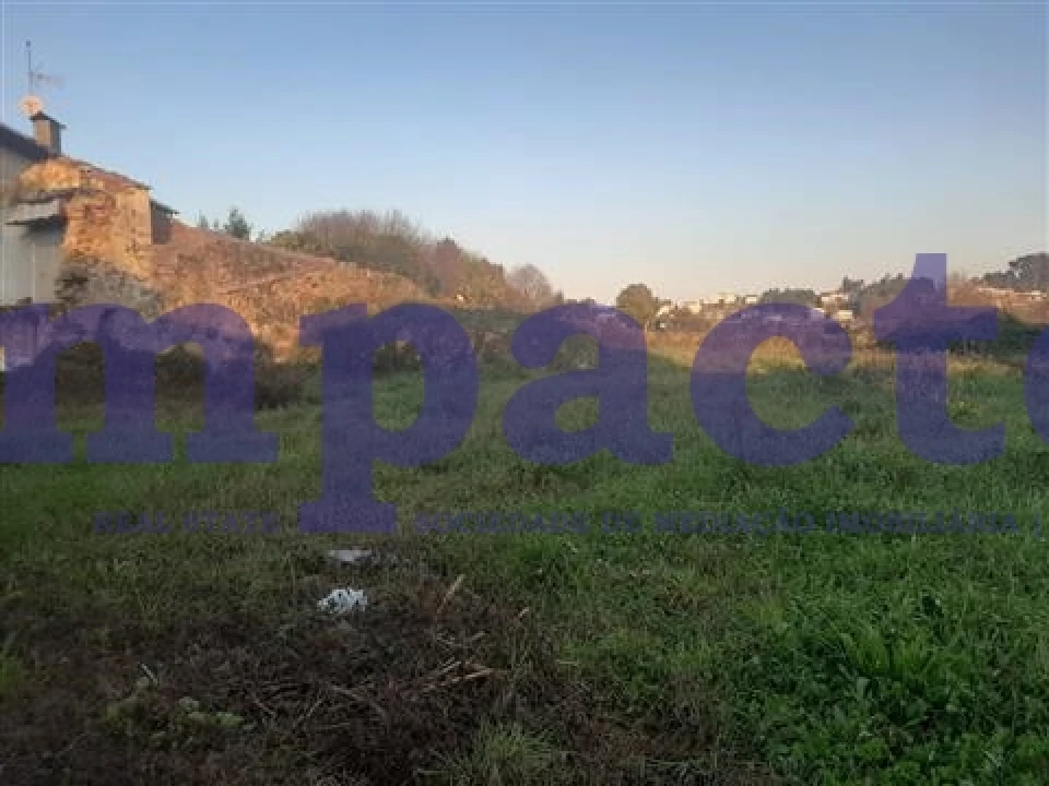 Terreno para Venda em Vila de Cucujães Foto 12