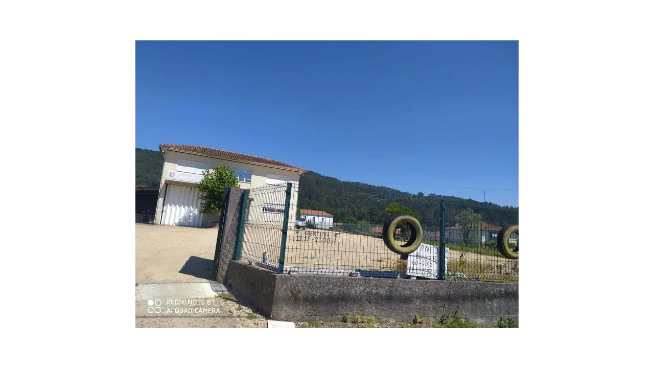 Armazém para Venda em Carregosa Foto 3