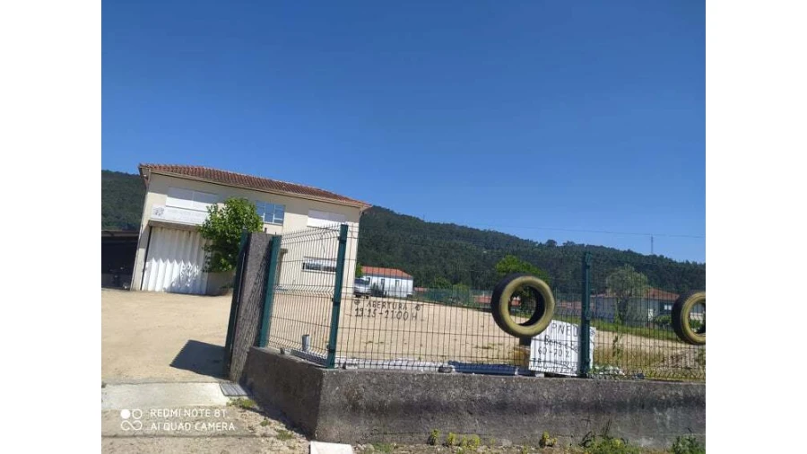 Armazém para Venda em Carregosa Foto 3