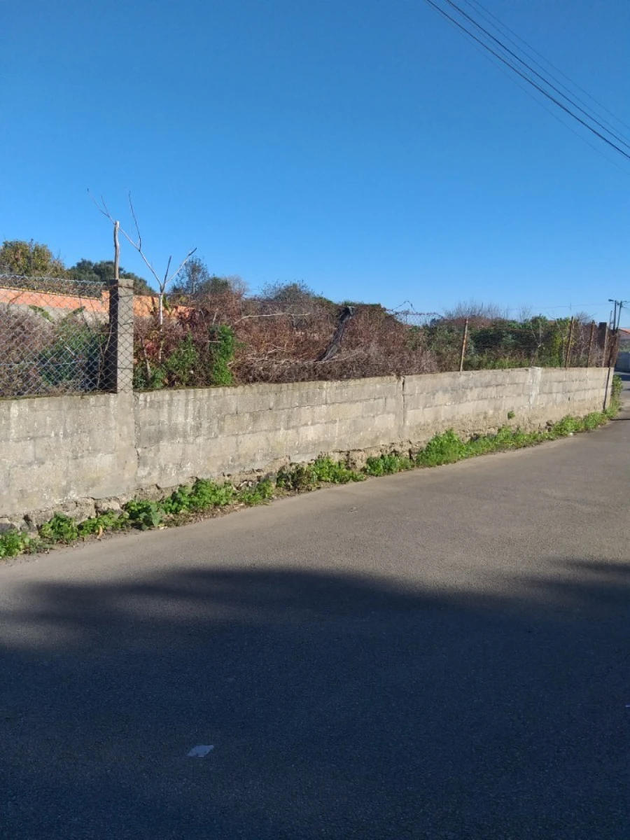 Terreno para Venda em Anta e Guetim