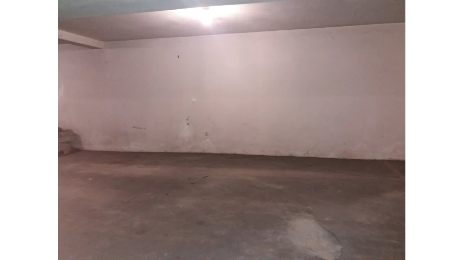 Garagem para Arrendamento em São João da Madeira Foto 4