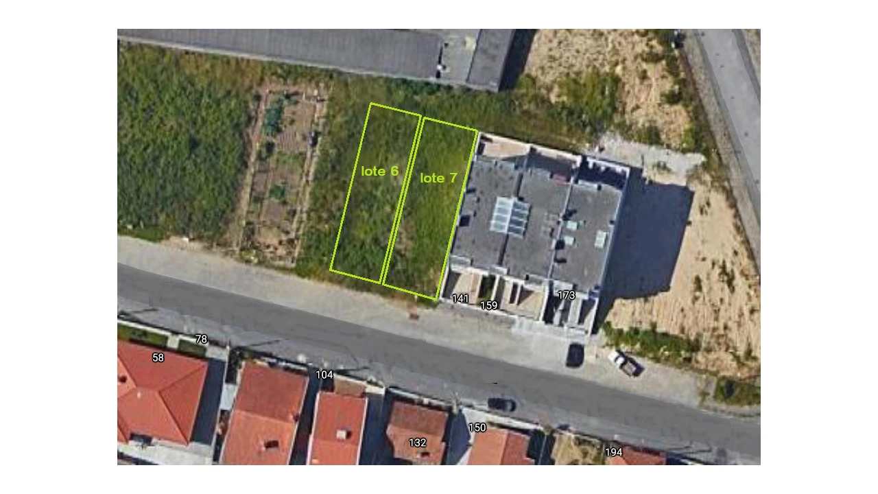 Terreno para Venda em Santa Maria de Lamas Foto 3