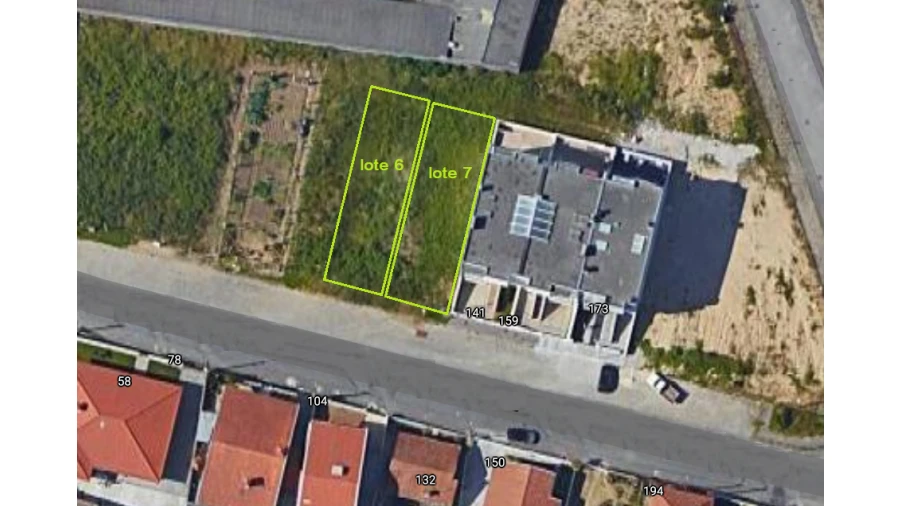 Terreno para Venda em Santa Maria de Lamas Foto 3