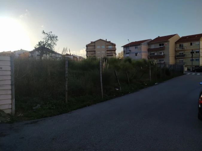 Terreno para Venda em Oliveira do Douro Foto 7