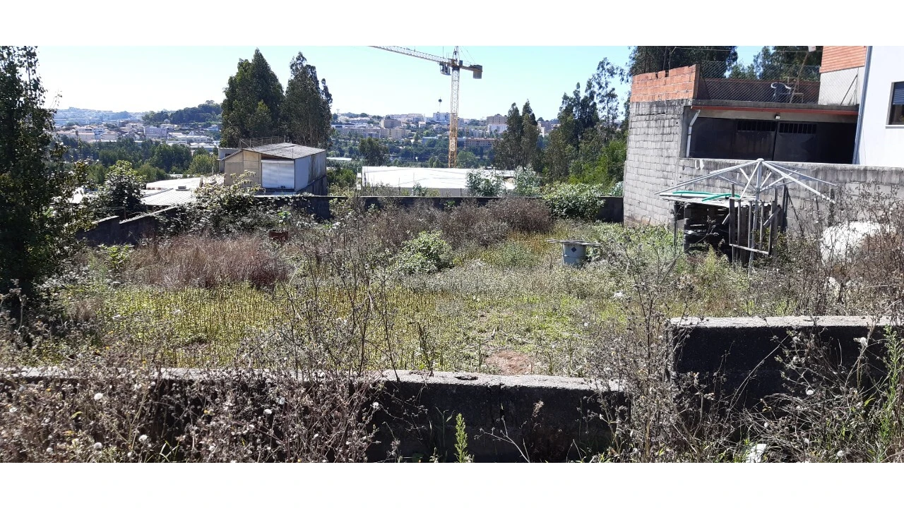 Terreno para Venda em Macieira de Sarnes Foto 3