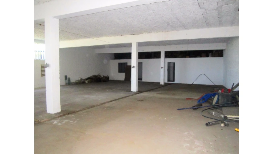 Armazém para Venda em Vila de Cucujães Foto 5