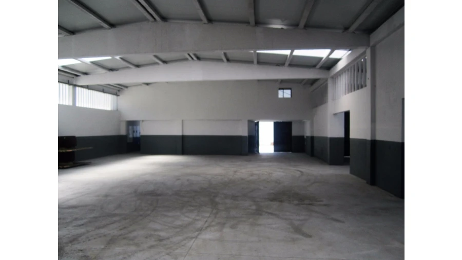 Armazém para Venda em Vila de Cucujães Foto 12