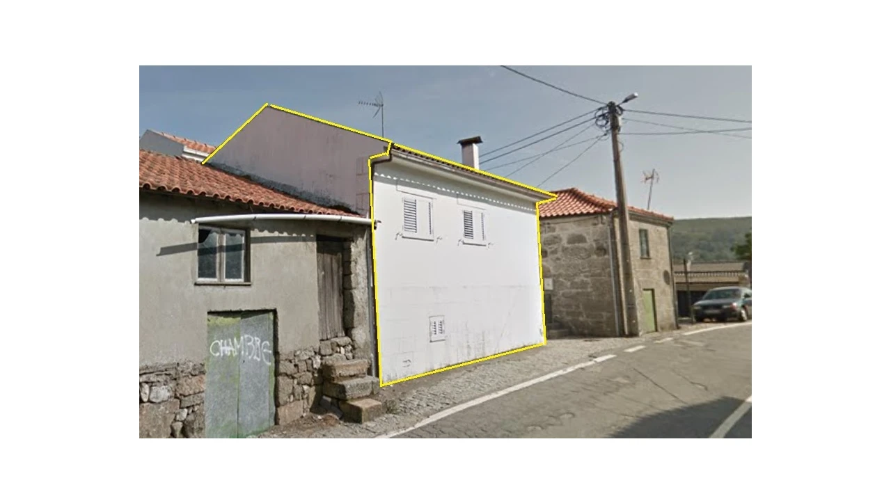 Moradia T3 para Venda em Cepões, Meijinhos e Melcões Foto 2