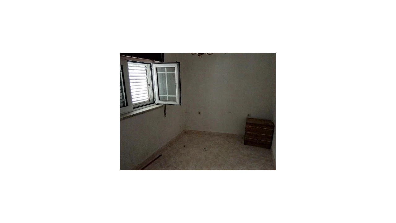 Moradia T3 para Venda em Cepões, Meijinhos e Melcões Foto 7