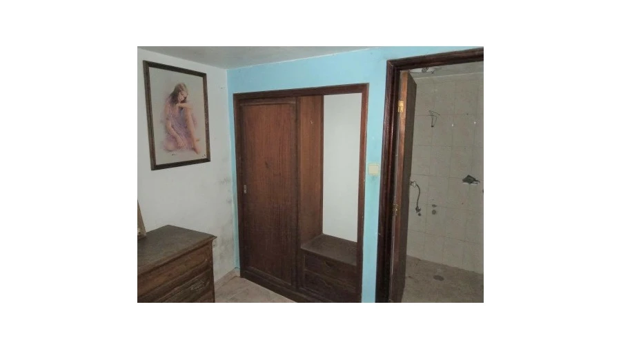 Moradia T3 para Venda em Cepões, Meijinhos e Melcões Foto 16