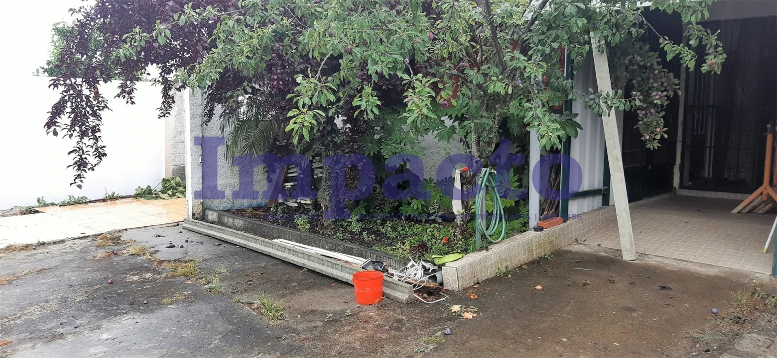 Terreno para Venda em São João da Madeira Foto 4