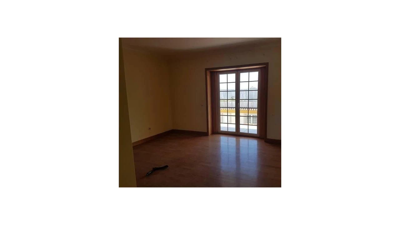 Moradia T5 para Venda em Esmoriz Foto 5