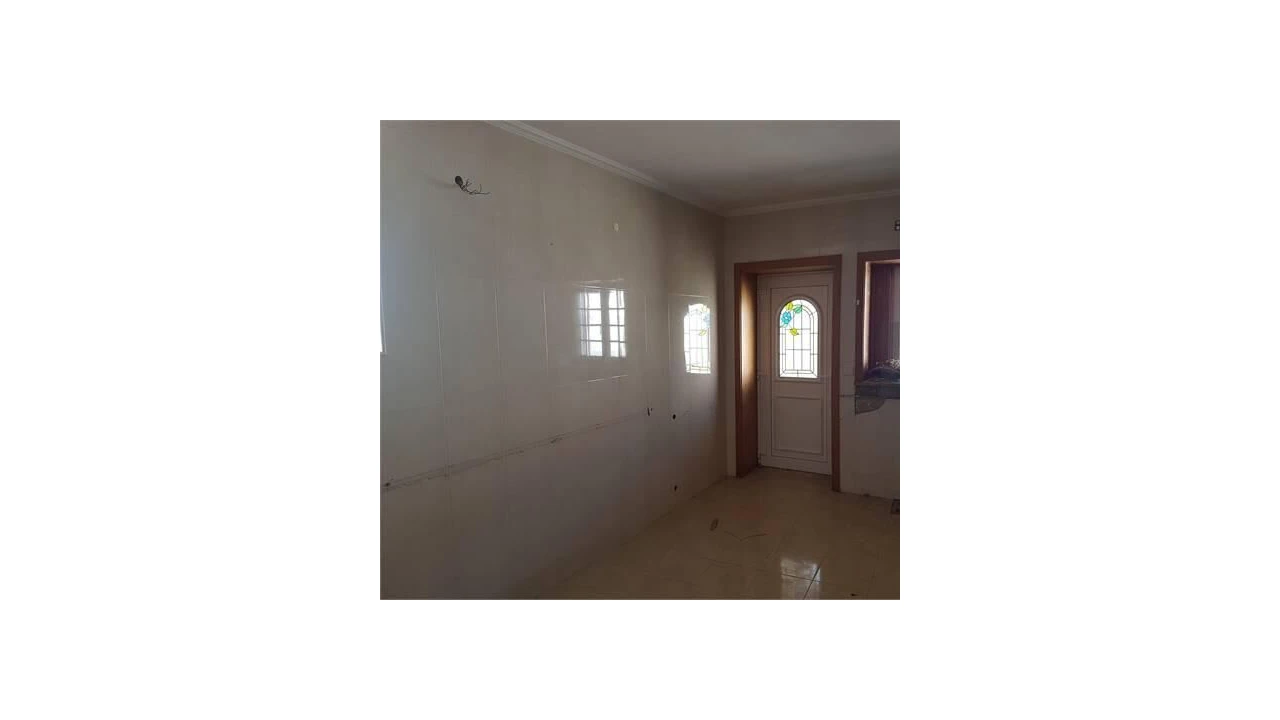 Moradia T5 para Venda em Esmoriz Foto 8