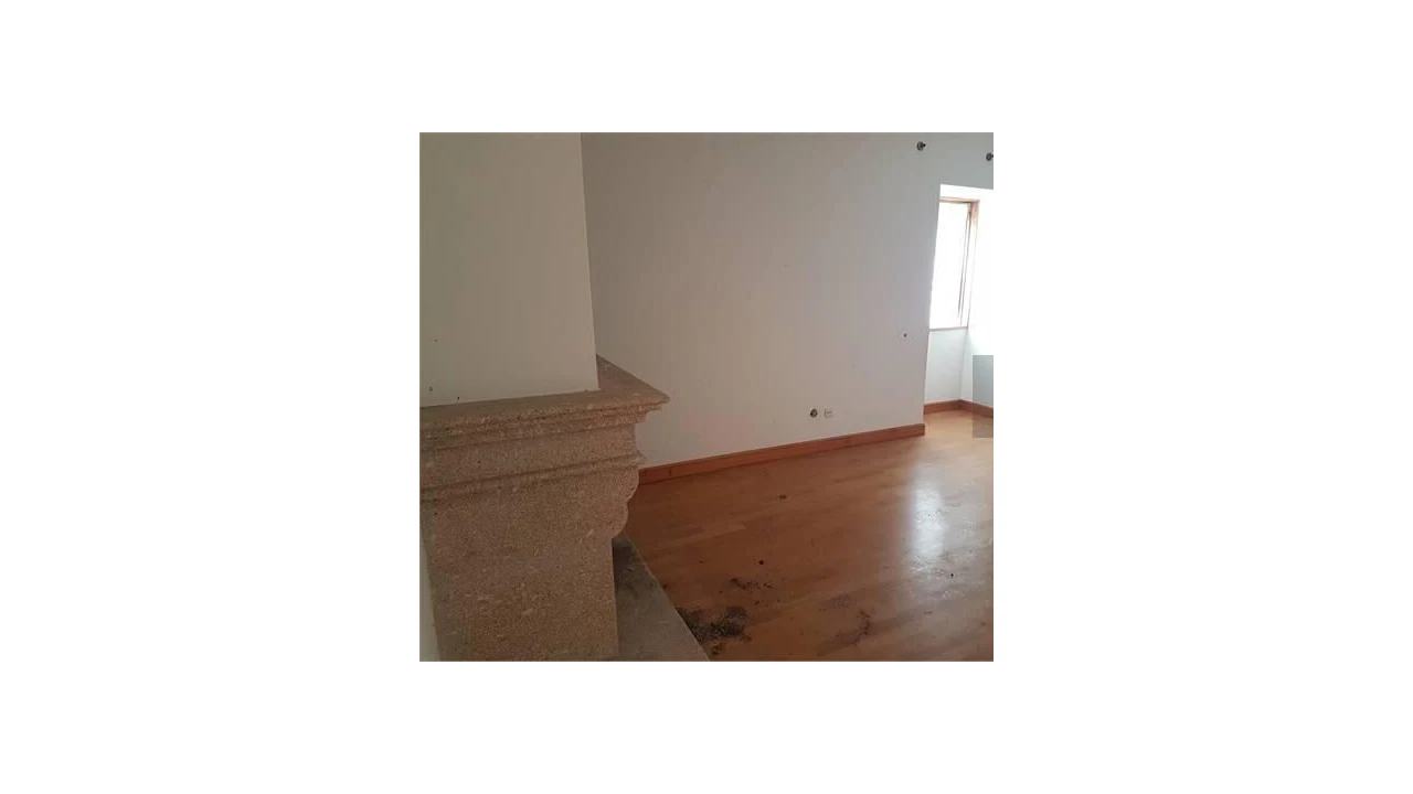 Moradia T5 para Venda em Esmoriz Foto 9