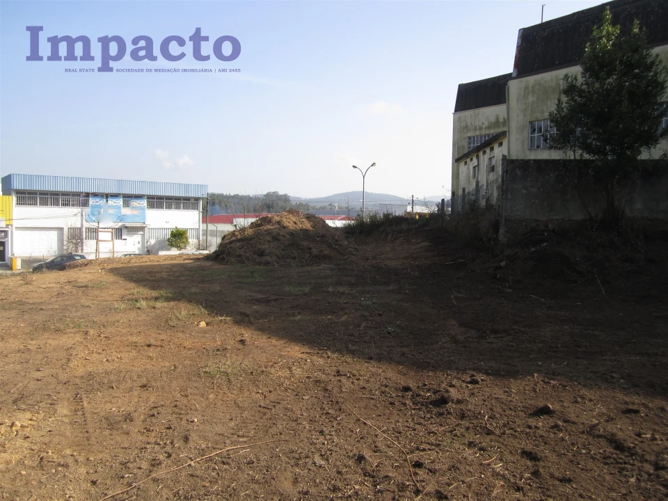 Terreno para Venda em São João da Madeira Foto 5