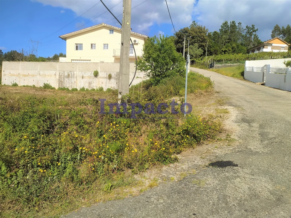 Terreno para Venda em O. Azeméis, Riba-Ul, Ul, Macinhata Seixa, Madail Foto 2