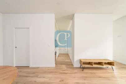Apartamento T1 para Arrendamento em Paranhos