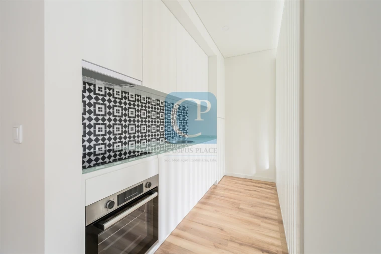 Apartamento T1 para Arrendamento em Paranhos Foto 7