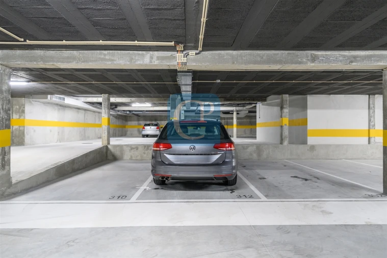 Apartamento T1 para Arrendamento em Paranhos Foto 21