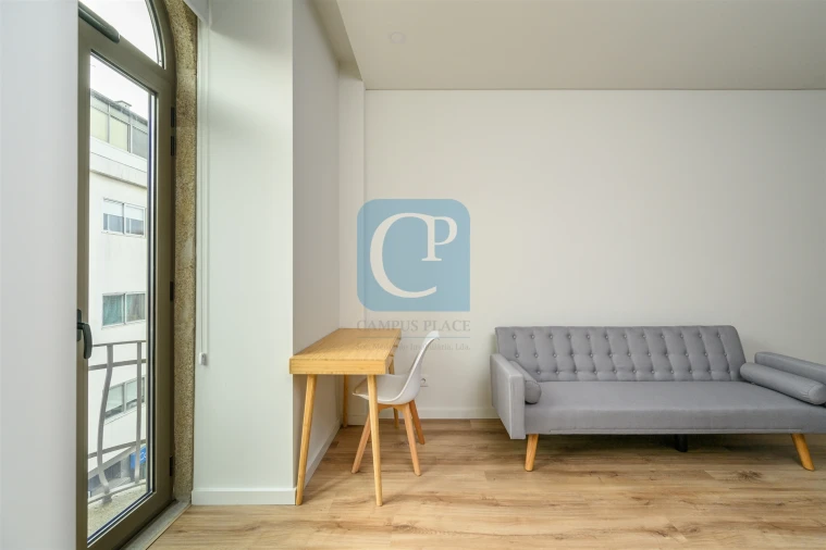 Apartamento T1 para Arrendamento em Paranhos Foto 12