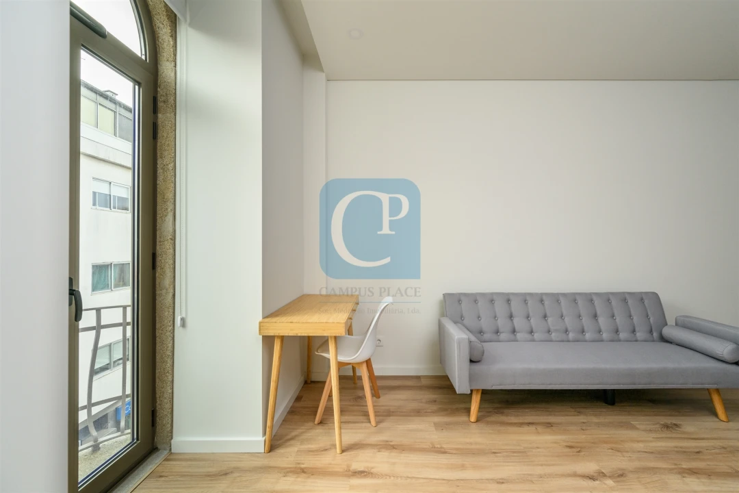 Apartamento T1 para Arrendamento em Paranhos Foto 12