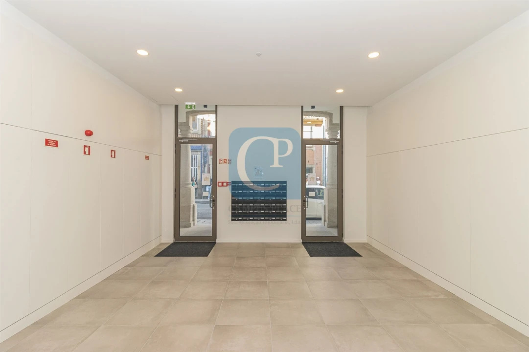 Apartamento T1 para Arrendamento em Paranhos Foto 19