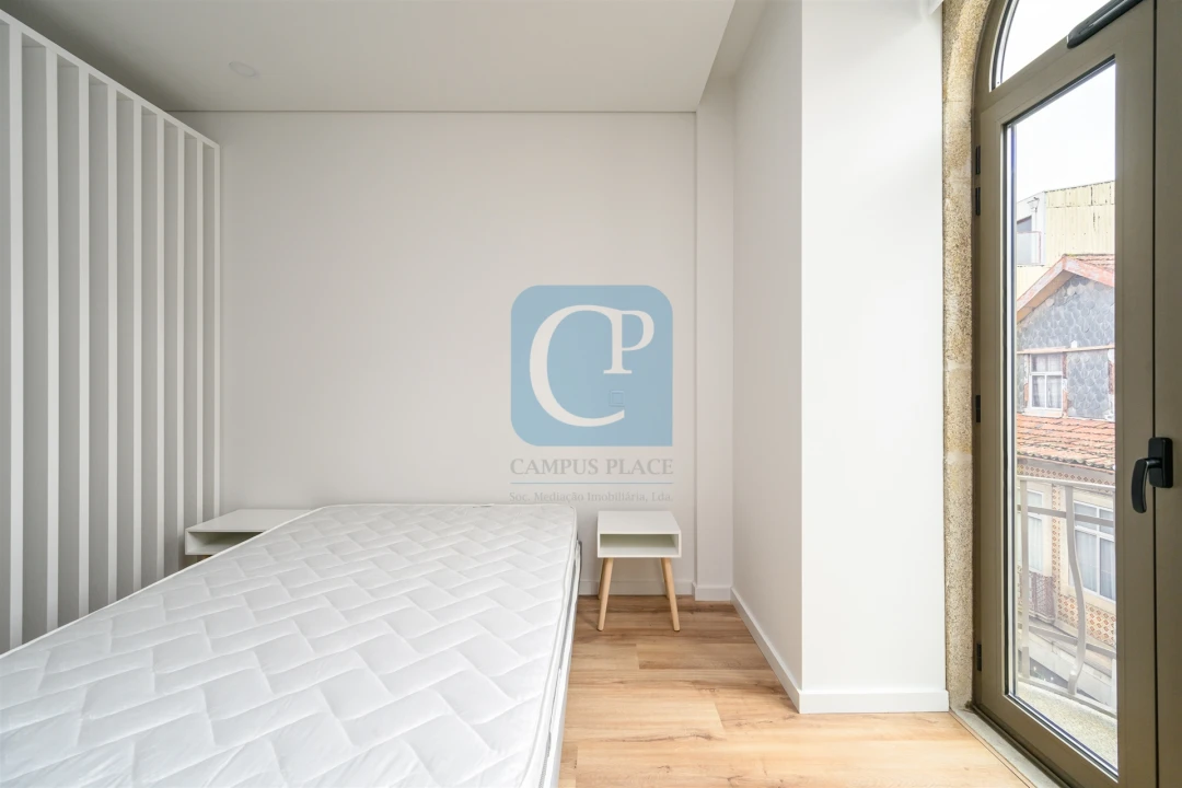 Apartamento T1 para Arrendamento em Paranhos Foto 16