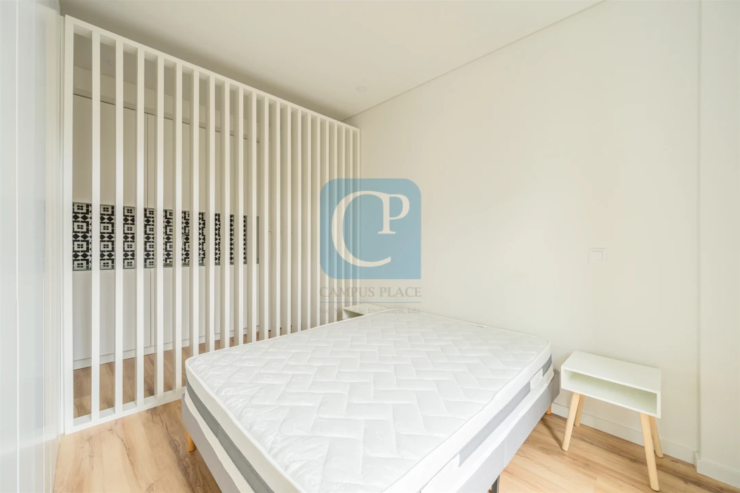 Apartamento T1 para Arrendamento em Paranhos Foto 14