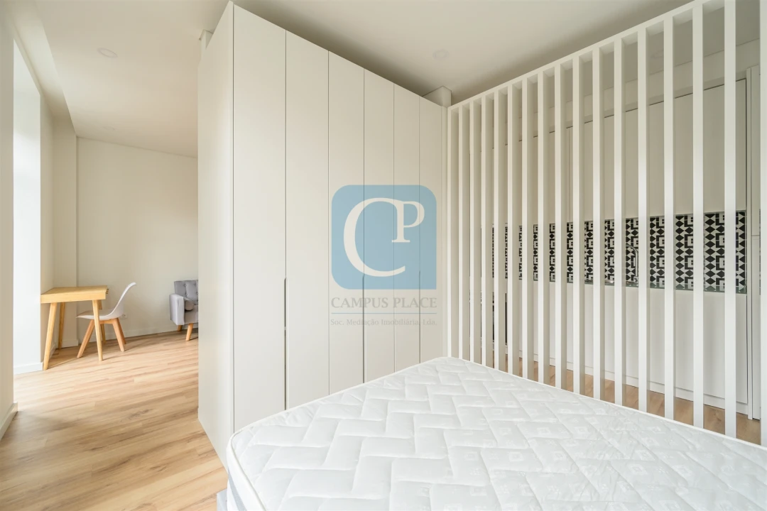 Apartamento T1 para Arrendamento em Paranhos Foto 3