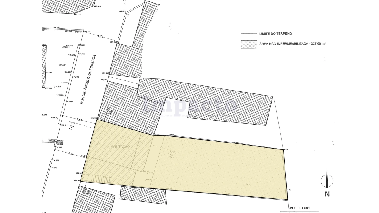 Moradia T3 para Venda em Vila de Cucujães Foto 14