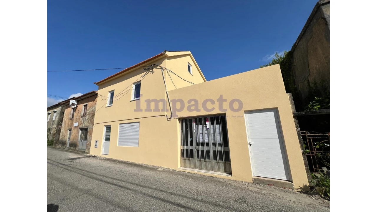 Moradia T3 para Venda em Vila de Cucujães Foto 1