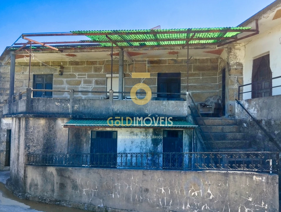 Moradia T0 para Venda em Espadanedo Foto 1