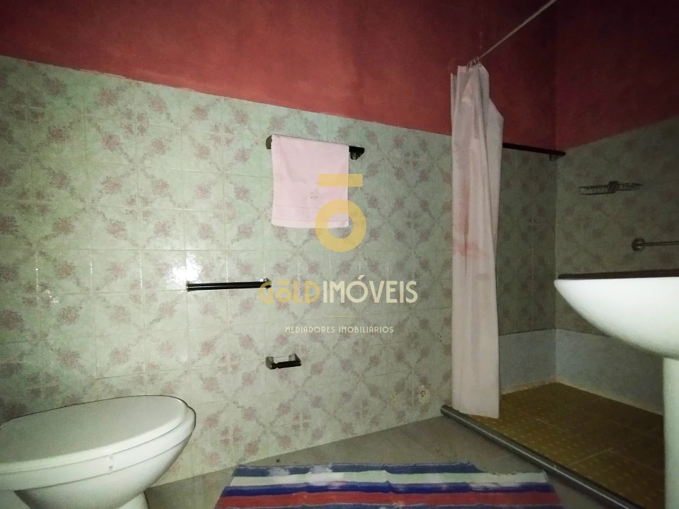 Moradia T0 para Venda em Espadanedo Foto 18