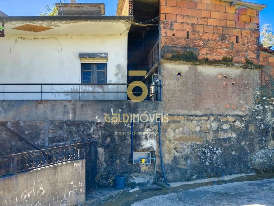 Moradia T0 para Venda em Espadanedo Foto 3