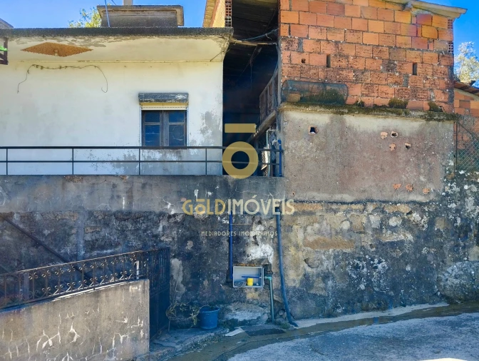 Moradia T0 para Venda em Espadanedo Foto 3