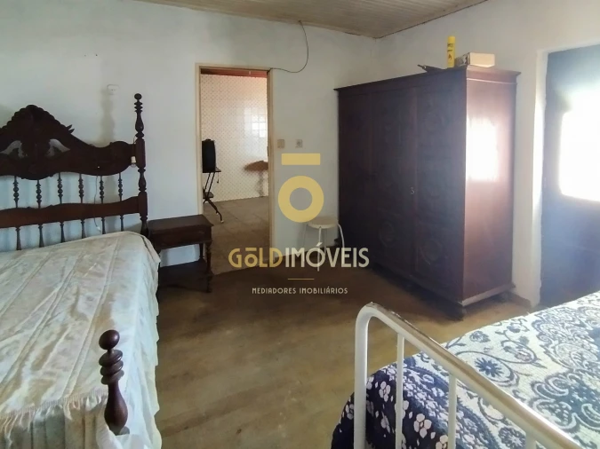 Moradia T0 para Venda em Espadanedo Foto 17