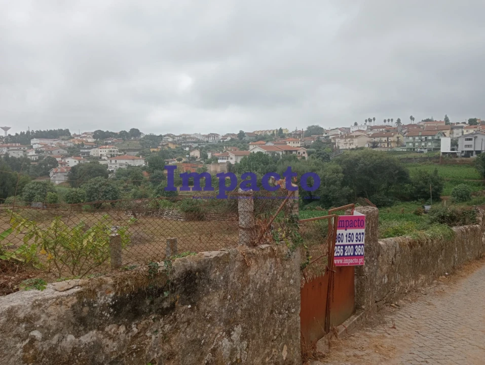 Terreno para Venda em São João da Madeira Foto 5