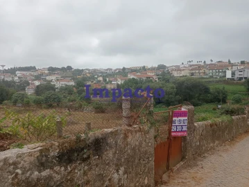 Terreno para Venda em São João da Madeira