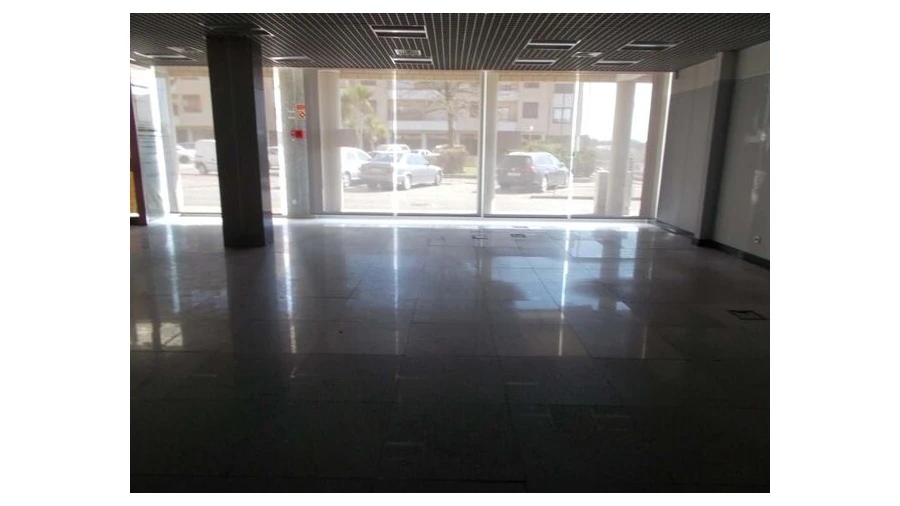 Loja para Venda em Cortegaça Foto 2