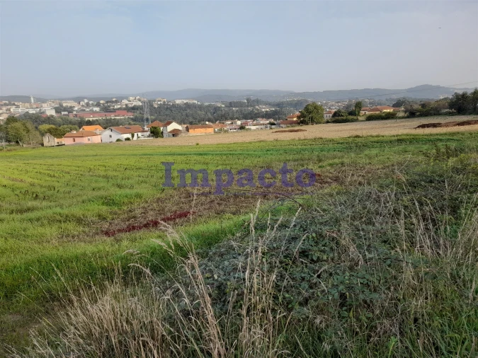 Terreno para Venda em O. Azeméis, Riba-Ul, Ul, Macinhata Seixa, Madail Foto 3