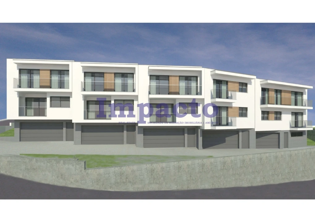 Moradia T3 para Venda em O. Azeméis, Riba-Ul, Ul, Macinhata Seixa, Madail Foto 3