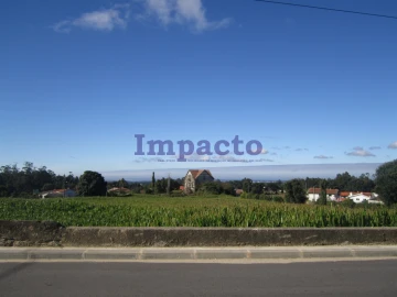 Terreno para Venda em Vila de Cucujães