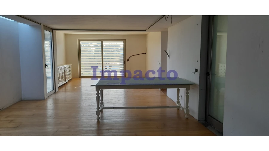 Moradia T3 para Venda em Argoncilhe Foto 15
