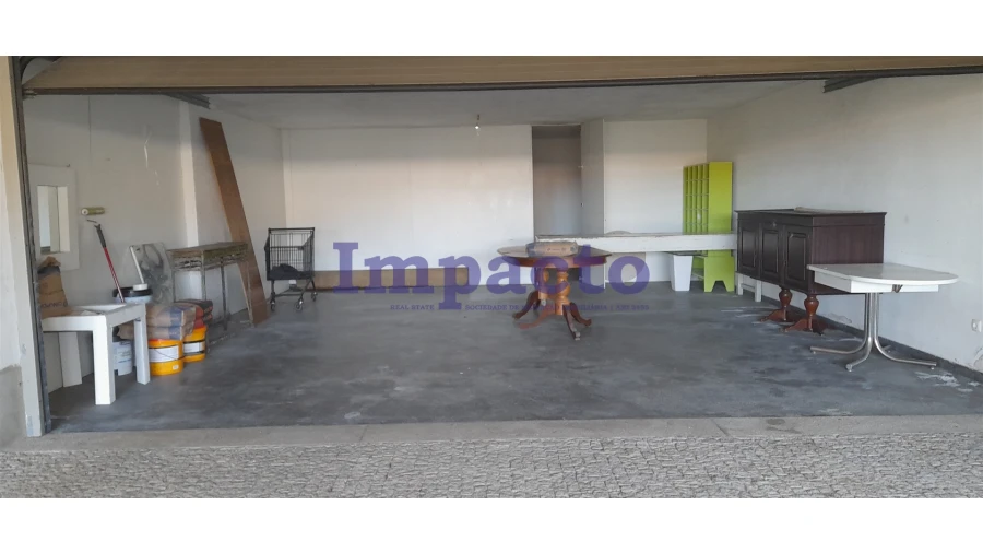 Moradia T3 para Venda em Argoncilhe Foto 23